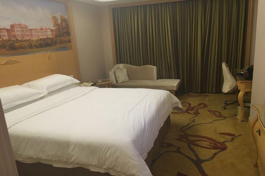 Vienna International Hotel Shenzhen Qianhai Ngoại thất bức ảnh