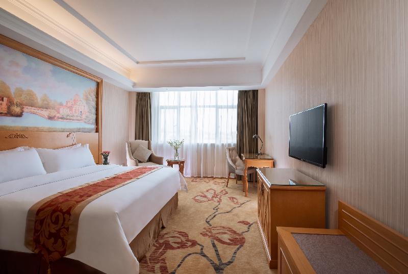 Vienna International Hotel Shenzhen Qianhai Ngoại thất bức ảnh