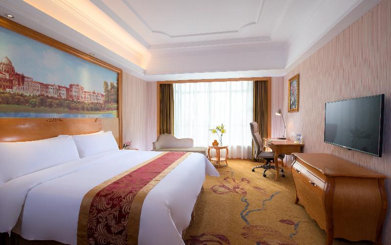 Vienna International Hotel Shenzhen Qianhai Ngoại thất bức ảnh
